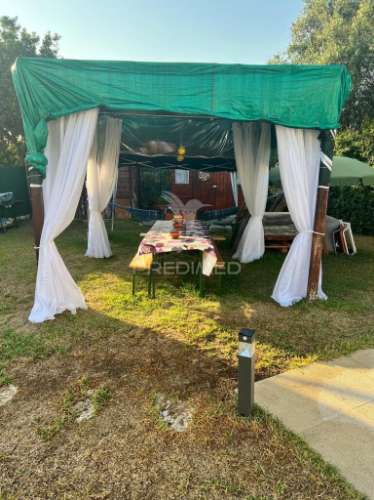 Terreno urbano com moradia dif e piscina | pegarias – setúbal 235000€