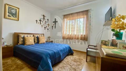 Apartamento t2 , com garagem e piscina em salir do porto