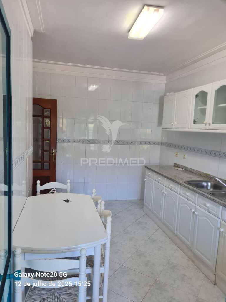 Apartamento t3 para venda em fânzeres, gondomar