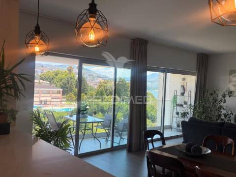 Apartamento t4 semi-novo , perto da rotunda do marquês no peso da régua