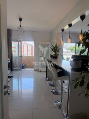 Apartamento t4 semi-novo , perto da rotunda do marquês no peso da régua