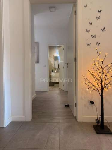 Apartamento t4 semi-novo , perto da rotunda do marquês no peso da régua