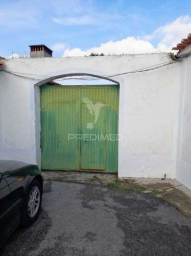 Casinha típica alentejana t3 com quintal para recuperar - pias