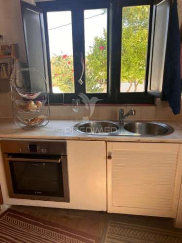Quinta t5 tradicional em pisa barro de baixo. 2 casas sob 1 telhado + garagem muito grande