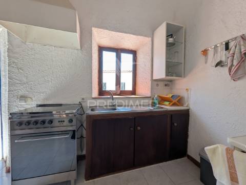 Quinta t5 tradicional em pisa barro de baixo. 2 casas sob 1 telhado + garagem muito grande