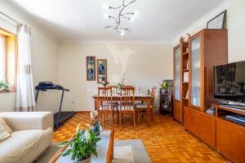 Apartamento t3, localizado em são cosme gondomar