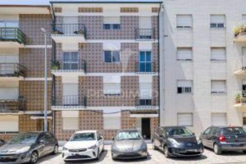 Apartamento t3, localizado em são cosme gondomar
