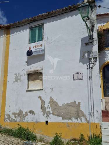 Oportunidade única no centro histórico de torres vedras!