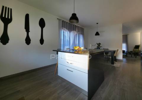 Moradia t2 com piscina