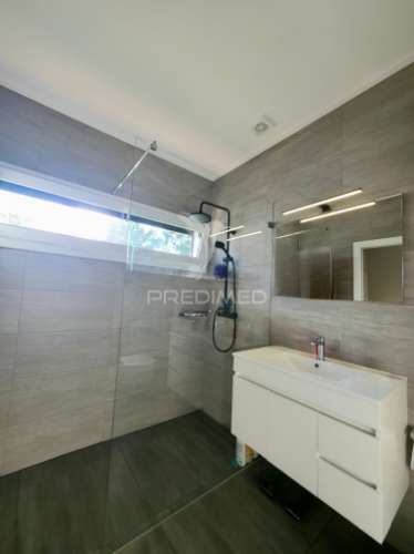 Moradia t2 com piscina