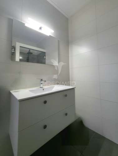 Moradia t2 com piscina