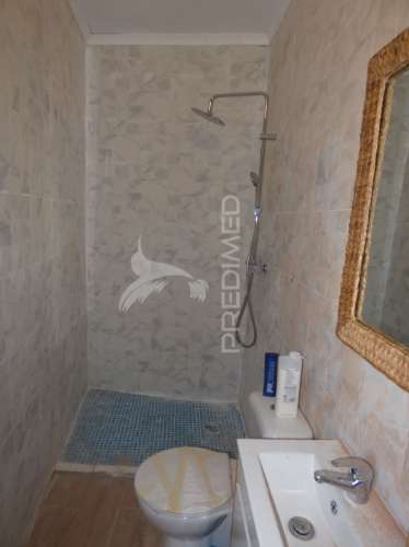 Casinha típica alentejana t4 totalmente remodelada com quintal -pias