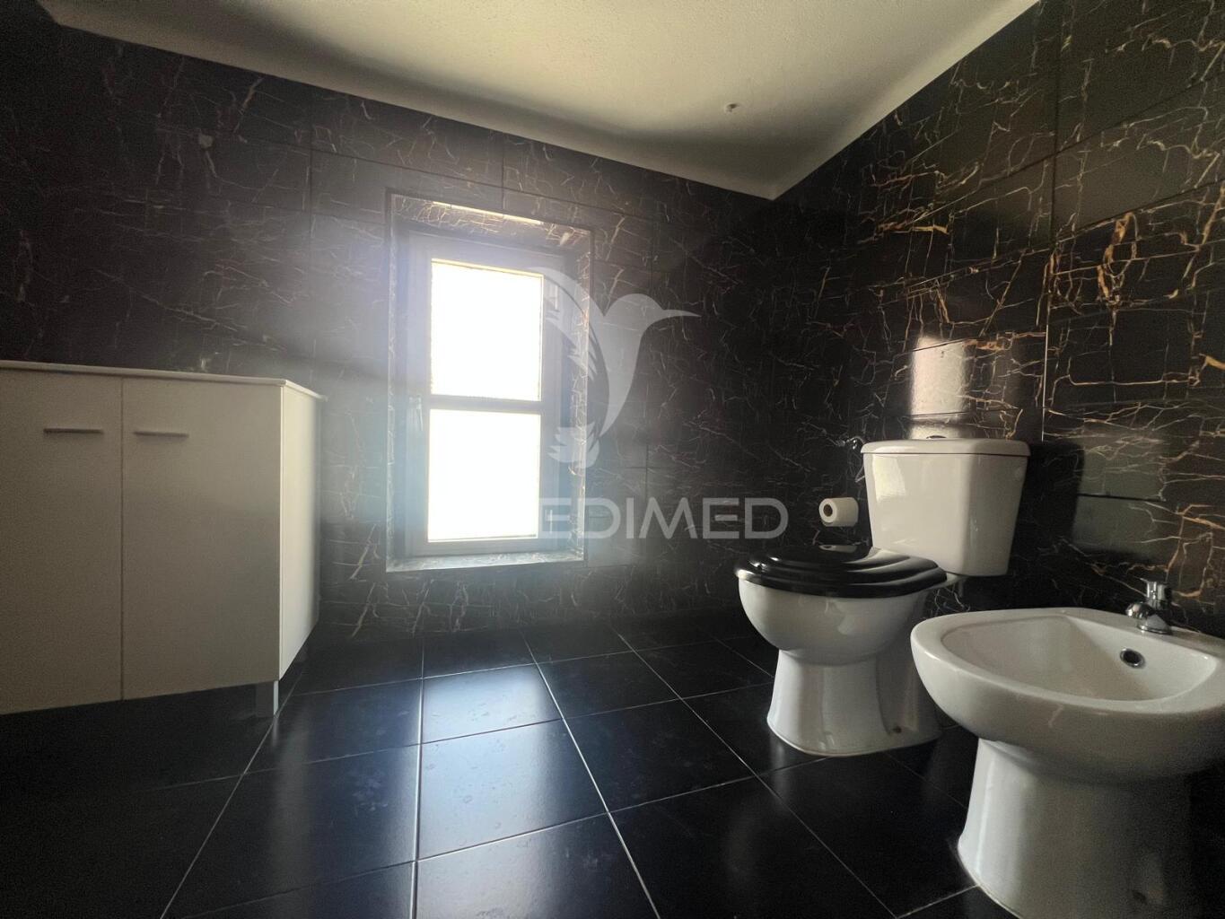 Espaço comercial no centro de palmela