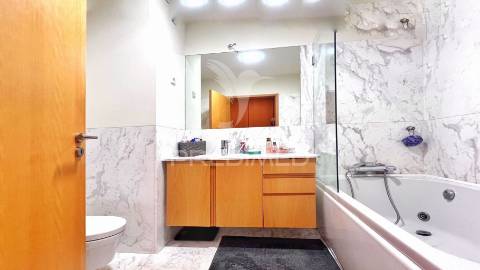 Apartamento t3 com 165m² na costa