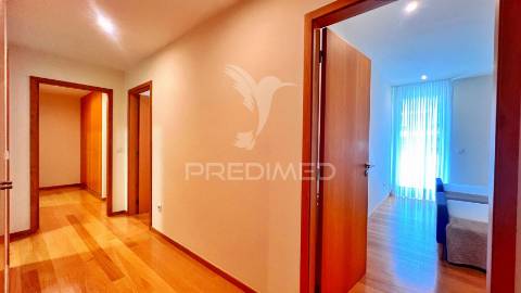 Apartamento t3 com 165m² na costa