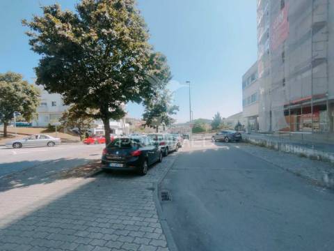 Loja comercial nas caldas das taipas