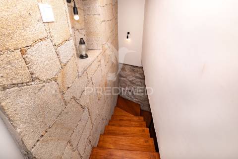 Moradia t2 remodelada (amares centro)
