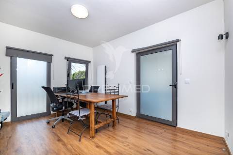 Moradia t2 remodelada (amares centro)