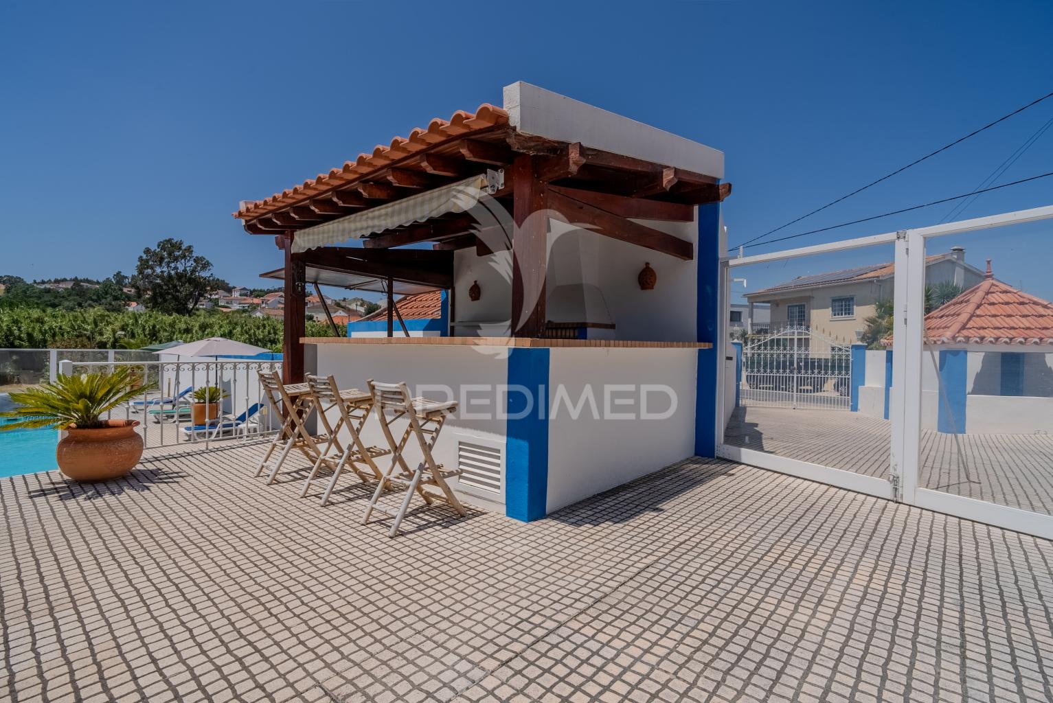 Moradia t2 com piscina