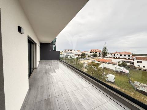 Apartamento t3 novo c/ garagem a 5 min do mar
