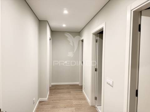 Apartamento t3 novo c/ garagem a 5 min do mar