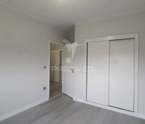 Apartamento t3 totalmente remodelado em rio tinto – pronto a entrar!