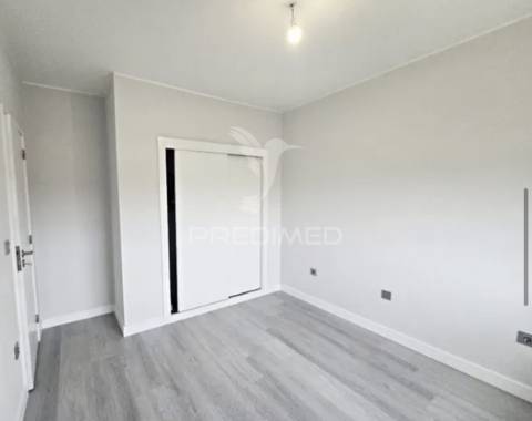 Apartamento t3 totalmente remodelado em rio tinto – pronto a entrar!