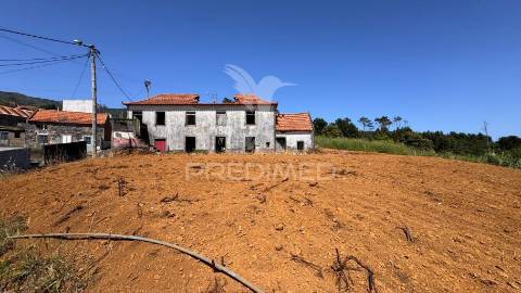 Moradia em ruína nos prazeres - calheta - ilha da madeira