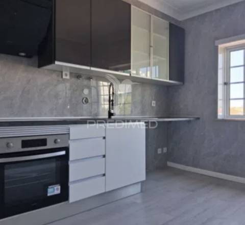 T3 remodelado na figueira da foz – a 500m da praia da cova gala