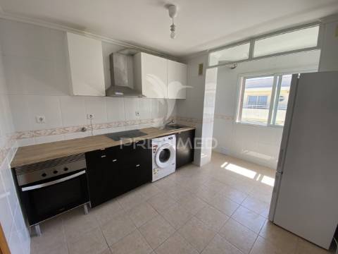 Apartamento t3 com vista rio, estacionamento e arrecadação