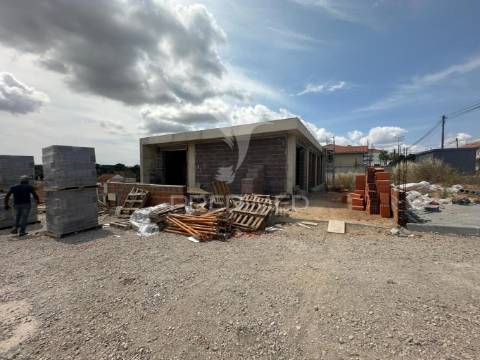 Lote de terreno urbano com projeto aprovado