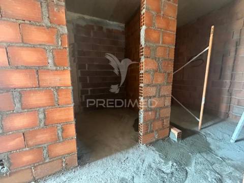 Lote de terreno urbano com projeto aprovado