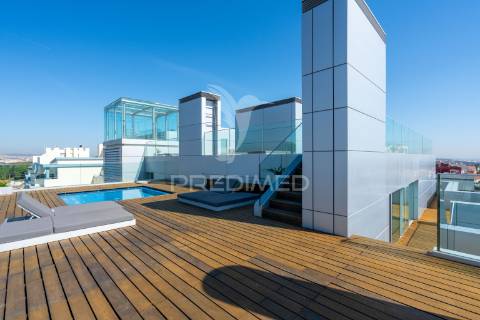 Excelente apartamento t4 – 280 m²  condomínio de luxo sky restelo
