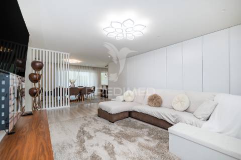Apartamento t3 no centro de vila verde