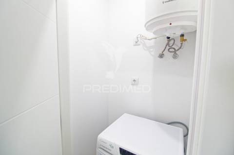 Apartamento t2 remodelado amadora