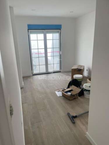 Apartamento na amadora remodelado