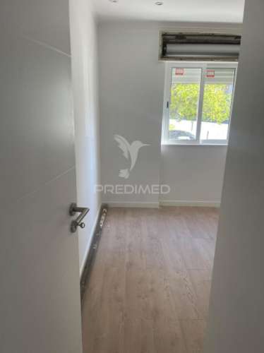 Apartamento na amadora remodelado