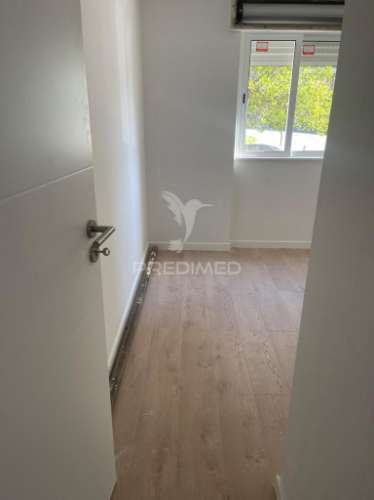 Apartamento na amadora remodelado