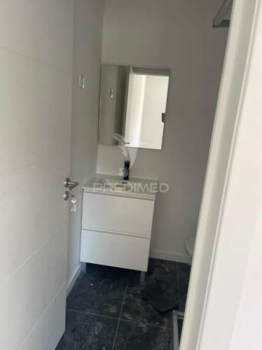 Apartamento na amadora remodelado