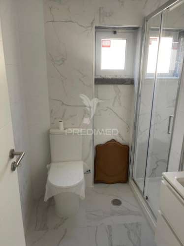 Apartamento na amadora remodelado