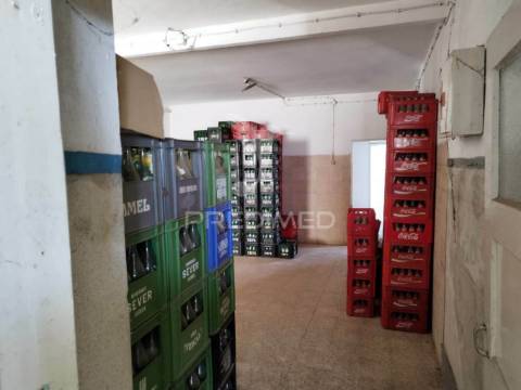 Vivenda /espaço comercial - s. salvador da aramenha