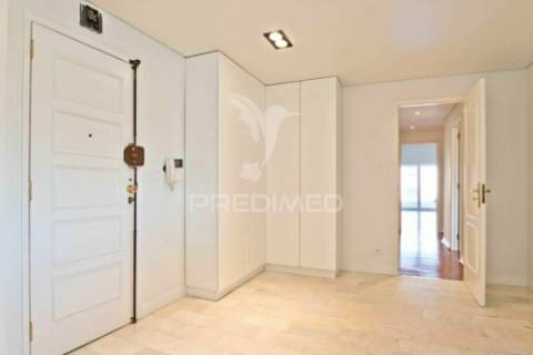 Excelente apartamento t4 em belém