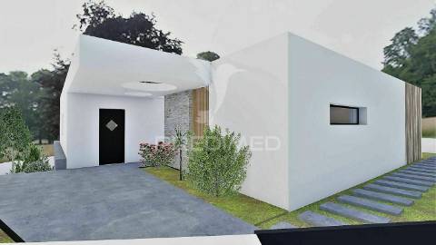 Lote para construção de moradia unifamiliar