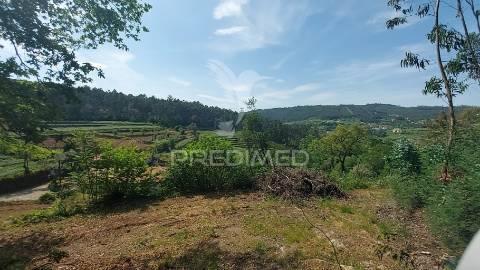 Excelente terreno com 3550,60m2 para contrução