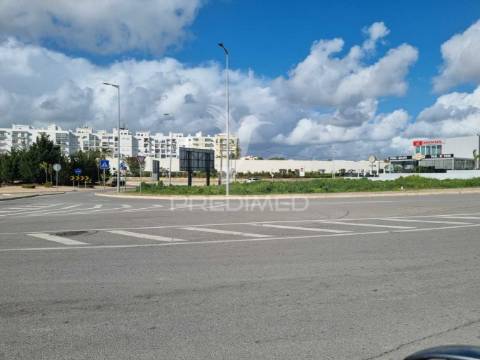 Loja/armazém – oportunidade para investidores, pateiro