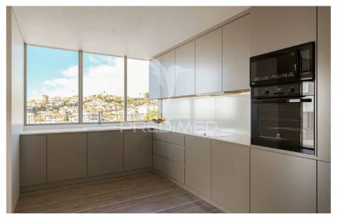 Penthouse t3 com piscina - funchal