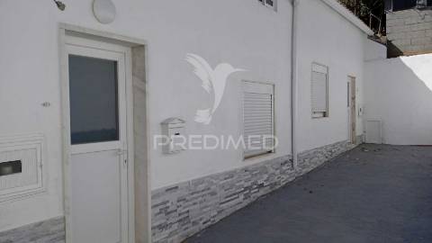 Imóvel remodelado com rendimento na ajuda