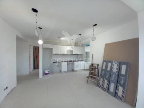 Apartamento t4 remodelado