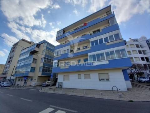 Apartamento t4 remodelado