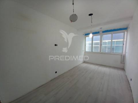 Apartamento t4 remodelado